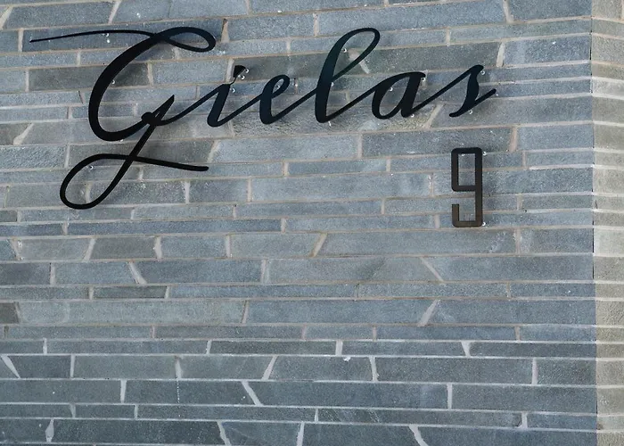 Auroras By Kaltios, Gielas, Ski-in Ski-out, Mountain View Apartament Kittilä